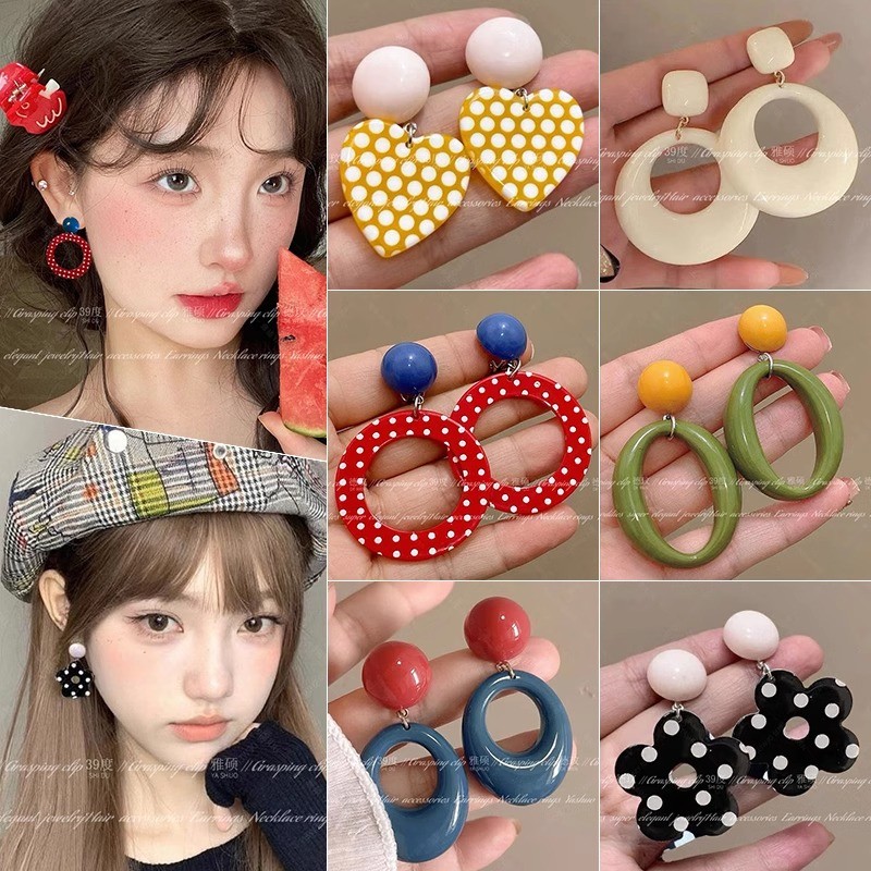 ต่างหูย้อนยุคสไตล์ฮ่องกง ขนาดเล็กสำหรับหญิงสาวที่ชอบความน่ารัก