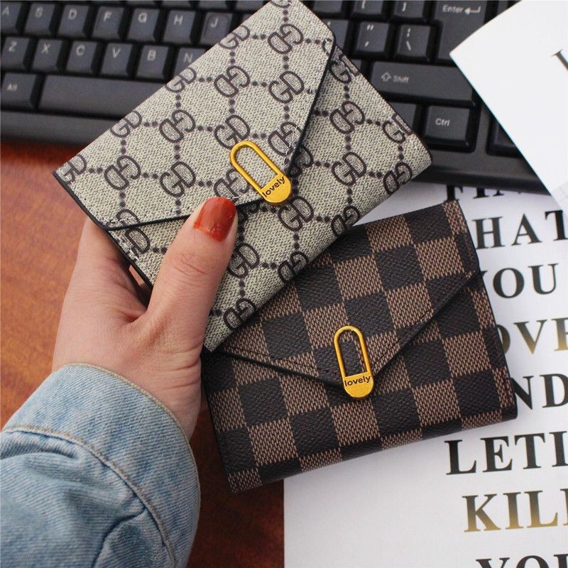 coco baby65: กระเป๋าสตางค์ใบกลาง 3พับ กระเป๋าผู้หญิงForever Young Wallet 3 folded wallet