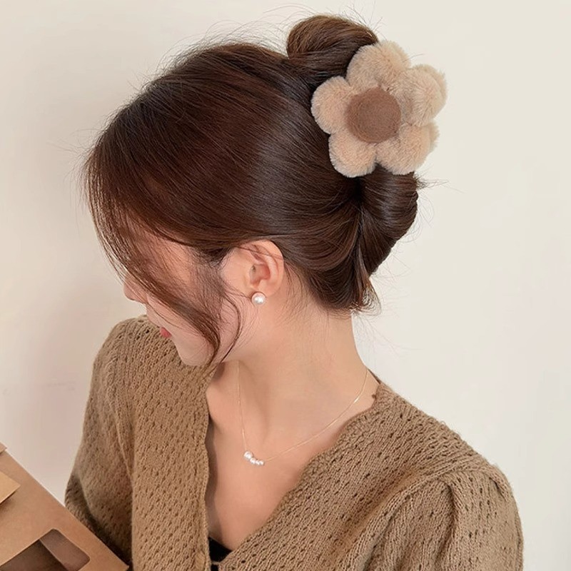 3d ดอกไม้แฟชั่นฤดูหนาว Fluffy Soft Hairpin กิ๊บติดผมเกาหลีเครื่องประดับผม