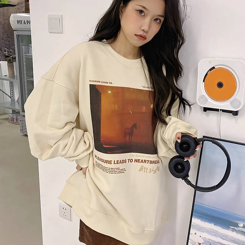 Suysuy พร้อมส่ง เสื้อ สเวตเตอร์ แขนยาว งานสกรีนลวดลาย ชิคๆ ผ้าคอตตอน ไม่หนาไม่บาง ใส่สบายมาก เสื้อกันหนาว สไตล์เกาหลี