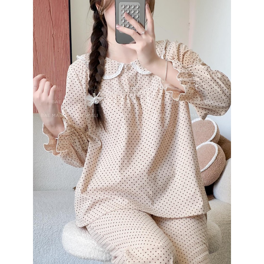 BAE MALI - ชุดเดรสบ้านแขนยาวลายจุดคอปกจับจีบ SP543