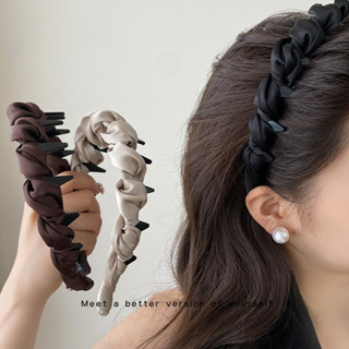 ที่คาดผมผ้าซาตินสำหรับผู้หญิง แบบลายจีบสีทึบเรียบง่าย มาพร้อ…