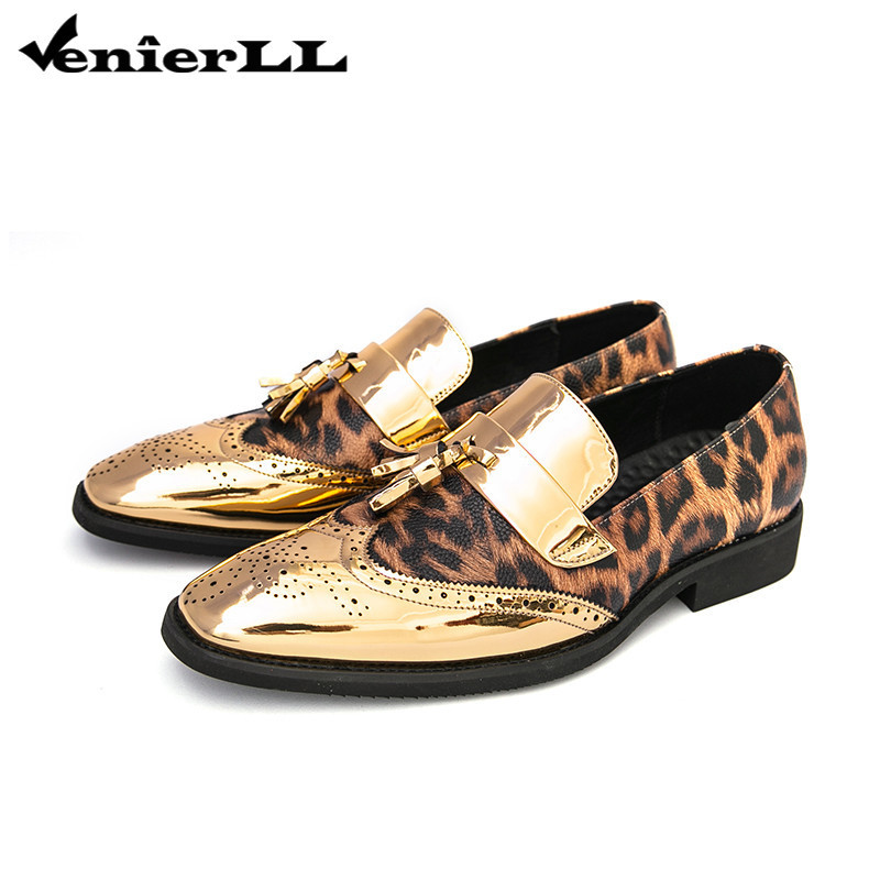 ผู้ชาย Vintage กํามะหยี่เย็บปักถักร้อย Noble Loafer รองเท้า Slip-on Loafer Smoking Slipper พู่ Loafe