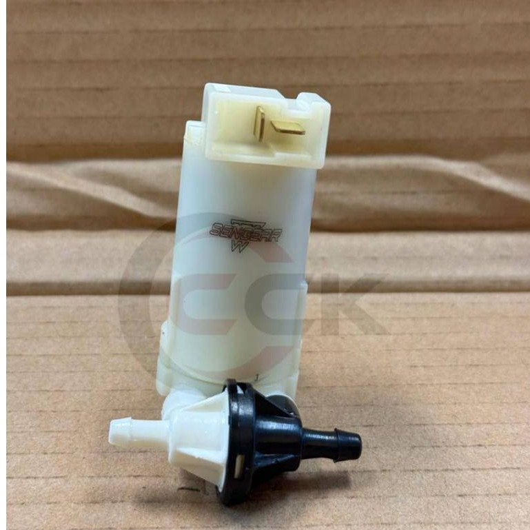 NISSAN ELGRAND E52 WINDSHIELD WIPER TANK MOTOR / WASHER TANK MOTOR 100 % ใหม่