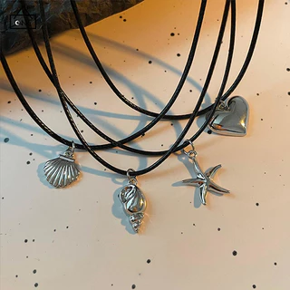 COD❤️สร้อยคอเชือกหนังจี้หัวใจปลาดาวสีเงินเรียบง่ายหวานสุดเท่เครื่องประดับสำหรับผู้หญิงของขวัญ-a.one