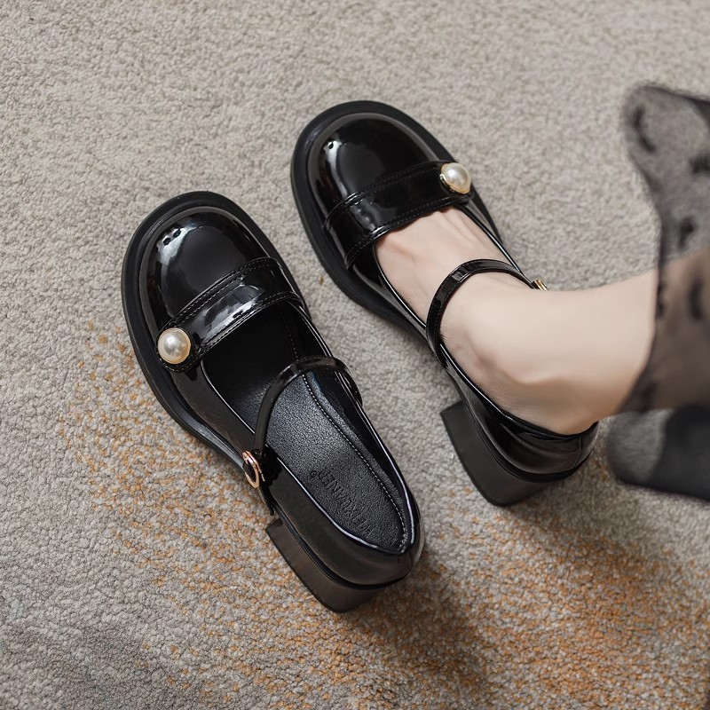 รองเท้าหนังแฟชั่นสีแดง รองเท้าแมรี่เจนผู้หญิง พื้นหนา หัวสี่เหลี่ยม กันลื่น น้ำหนักเบา สไตล์ย้อนยุคฝรั่งเศส - รูปที่ 4