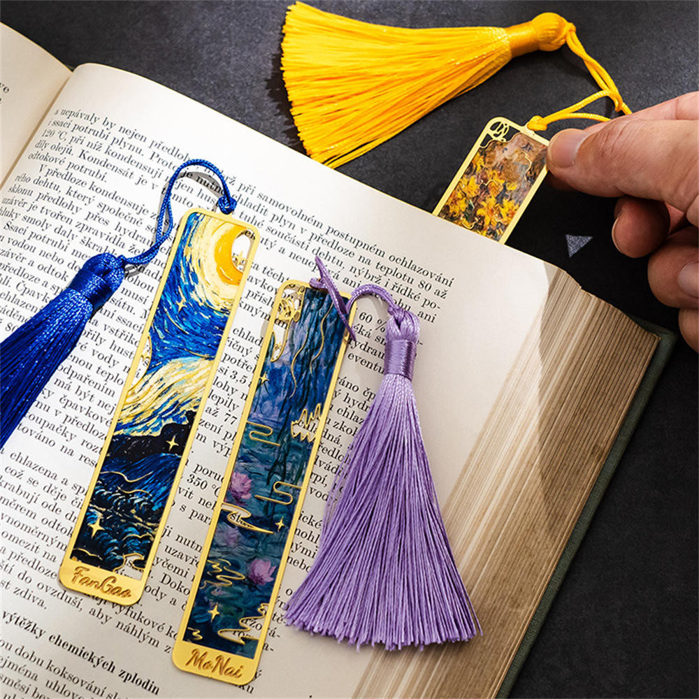 ที่คั่นหนังสือโลหะพร้อมพู่, Golden Hollow Bookmark Van Gogh ภาพวาดสีน้ํามัน Theme Book Mark ที่คั่นหนังสือสําหรับหนังสือคนรัก Writers Readers เด็กวัยรุ่นผู้ชายผู้หญิงผู้ใหญ่ ราคา ถูกที่สุด ดีลบีเคเค แกลเลอรีภาพที่ 3
