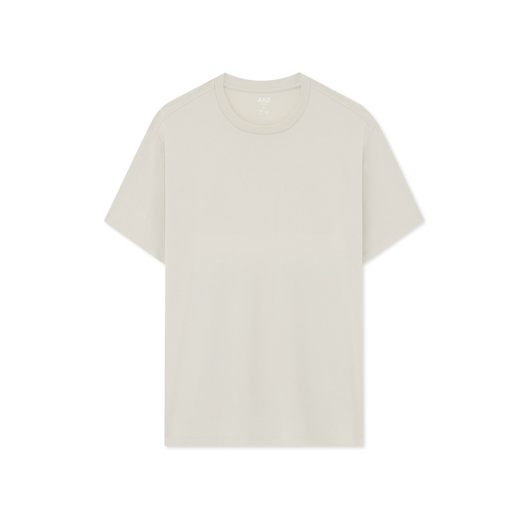 AIIZ (เอ ทู แซด) - เสื้อยืดคอกลมผู้ชายสีพื้น โลโก้ AIIZ ผ้าคอตตอนโพลีเอสเตอร์ Men’s Cotton Polyester AIIZ Logo T-Shirt