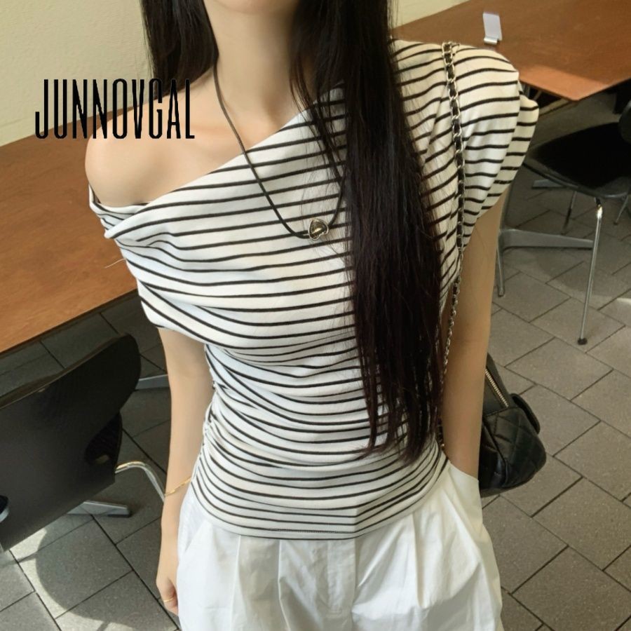 JUNNOVGAL Women  Striped Skew Collar Y-shirt Daily Casual Fashion New Y2k