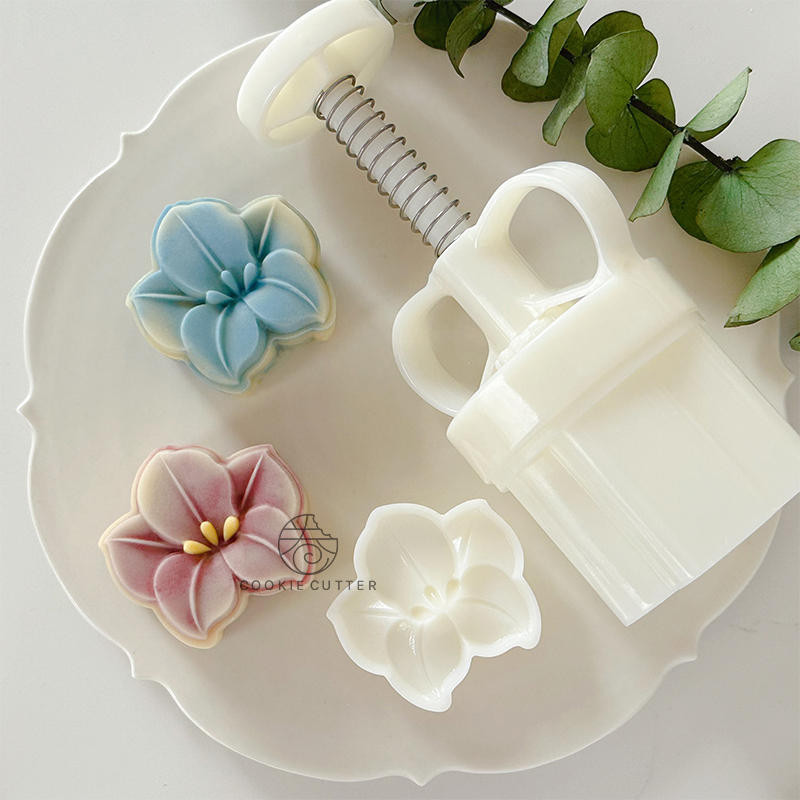 50g ขนมไหว้พระจันทร์รูปดอกไม้ Mould Hand Pressed Pastry Mold เทศกาลกลางฤดูใบไม้ร่วงเบเกอรี่แม่พิมพ์เบเกอรี่เครื่องมือตกแต่งเค้ก