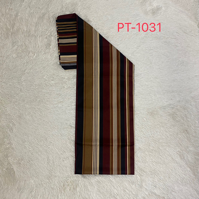 TT HOME01ผ้าถุงคุณภาพดีสีสันสดใส เนื้อผ้าดี ไม่ลื่นกว้าง ไม่บาง เย็บแล้ว 96ซม.ยาว116ซม.สินค้าพร้อมส่งจากประเทศไทย