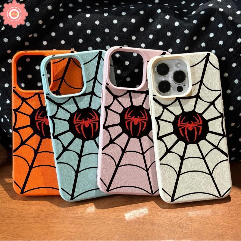แฟชั่น Macron Candy สีการ์ตูน Marvel Cool Spider-Man สําหรับ IPhone 11 15 12 14 13 16 Pro Max XR 15 16 14 Plus X XS Max หรูหราหนังผิวรู้สึกนุ่มกรณี