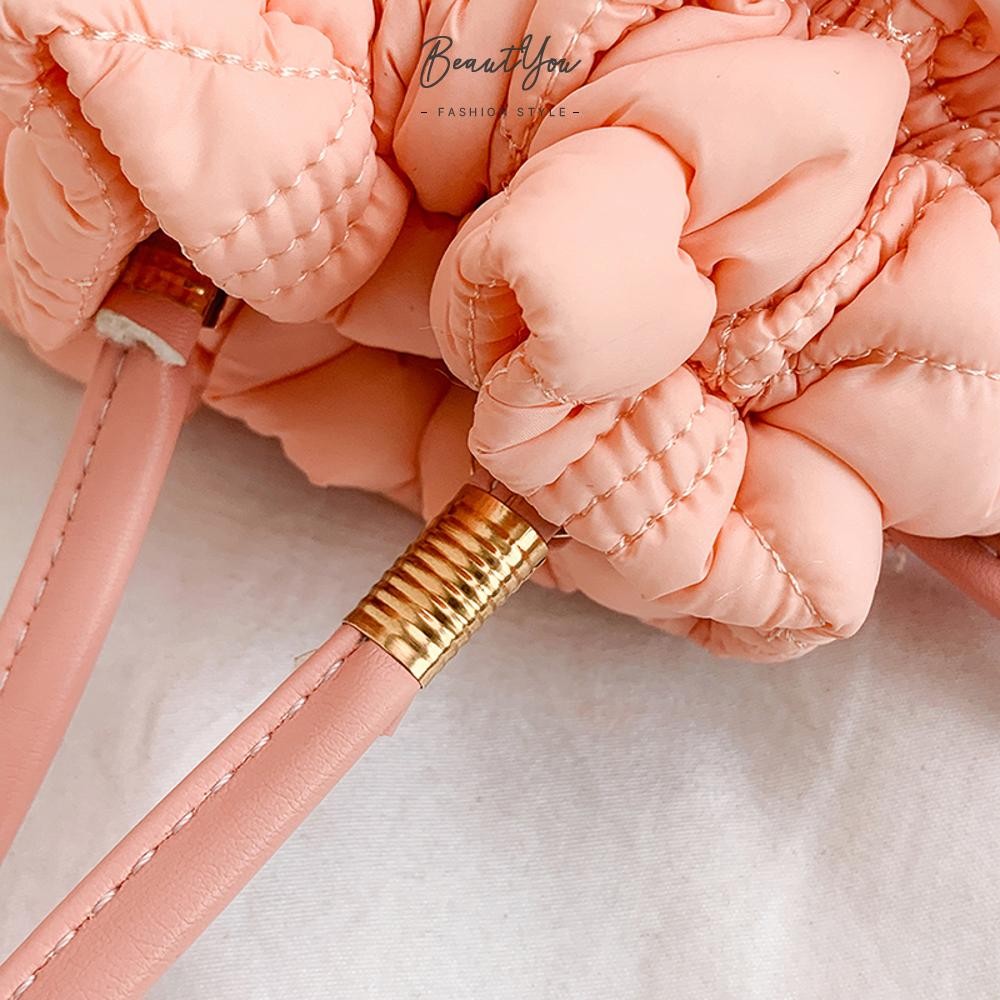 แฟชั่นผู้หญิงกระเป๋าสะพายเชือกรูดสายรัดที่ถอดออกได้ Chic Hobo กระเป๋าสําหรับเดินทางกลางแจ้ง [BeautYou.th]