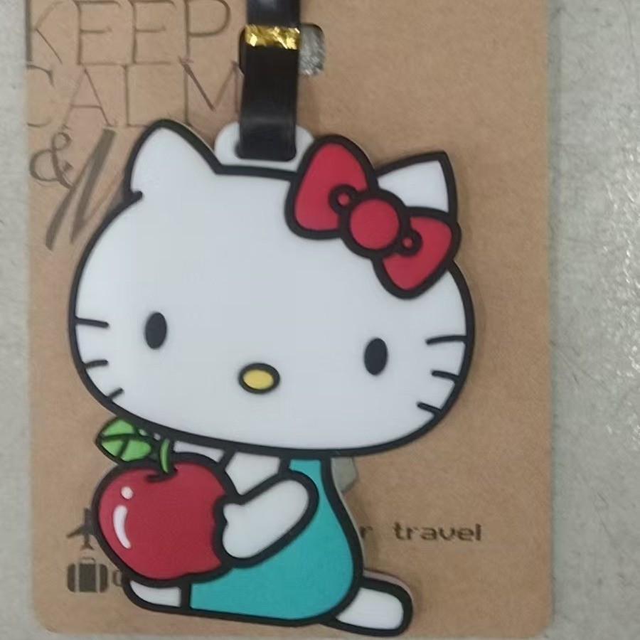 Kawaii Hello Kitty ป้ายกระเป๋าเดินทางอะนิเมะสีดํา Kitty แท็กกระเป๋าเดินทาง ID ผู้ถือที่อยู่ Baggage Boarding แบบพกพา