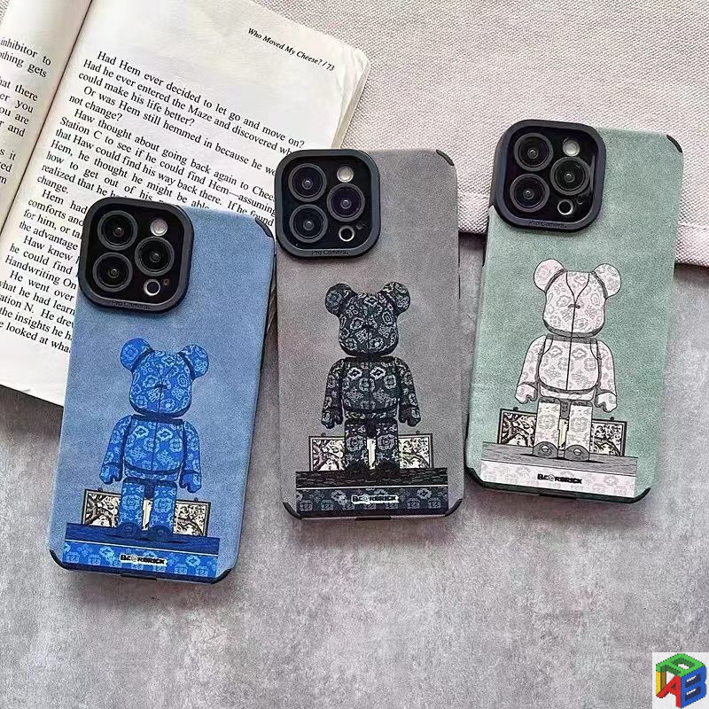 Suede Violent Bear Apple 15promax /13/12/11pro 14plus รวมทุกอย่างเคสโทรศัพท์ทนต่อการตก iPhone X/Xr/Xsmax/6/7P หนังแกะ Soft Case