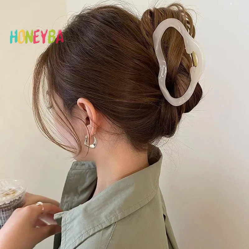 <Honeyba> 1pcs Elegant Clouds Hollow OutผมClawsคลิปผู้หญิงJellyอะคริลิคผมClampsพลาสติกHairpins Barrettesเครื่องประดับผมNice
