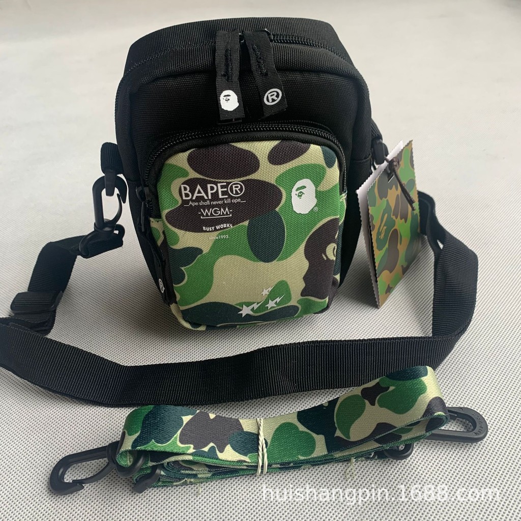 Bape Messenger Bag กระเป๋าสะพายไหล่กระเป๋าซิปลายพรางกระเป๋าโทรศัพท์มือถือหลายกระเป๋า