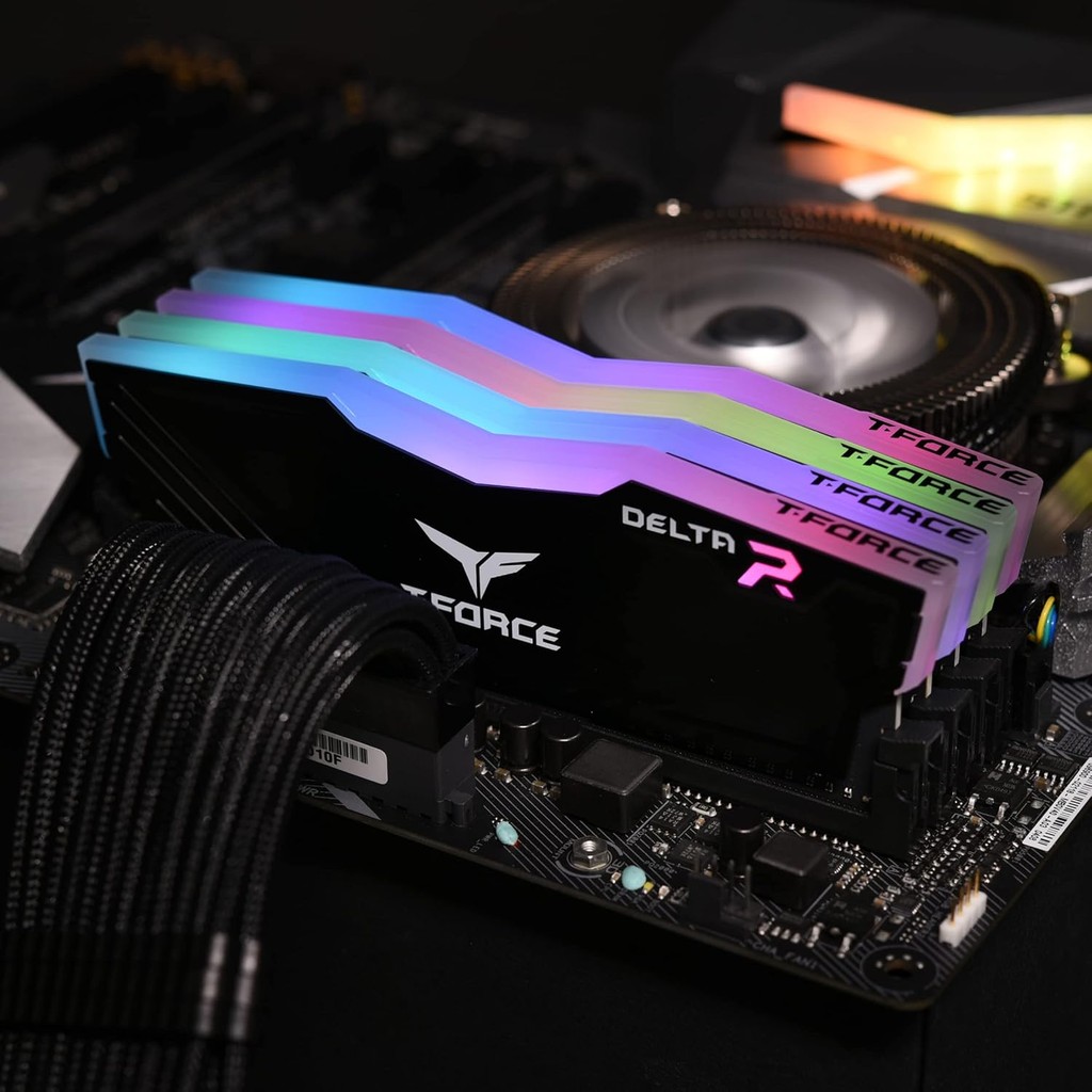 【Used 】Teamgroup T-Force Delta RGB DDR4 16GB 32GB CL16 โมดูลหน่วยความจําเดสก์ท็อป ram สีดํา