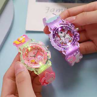 นาฬิกา 3D ไฟ LED สีสวย สายซิลิโคน สำหรับเด็กผู้หญิงน่ารักและปลอดภัย