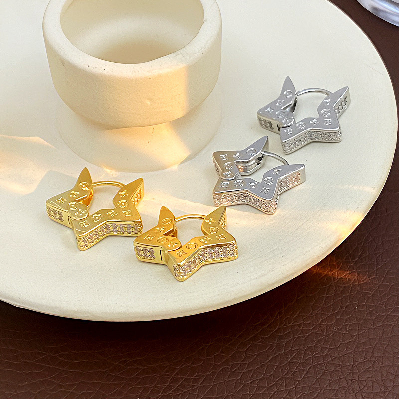 ต่างหู ทองแดงชุบ 18K ทองแท้ Micro-Inlaid Zircon Five-Pointed Star ต่างหูสุภาพสตรีเครื่องประดับ
