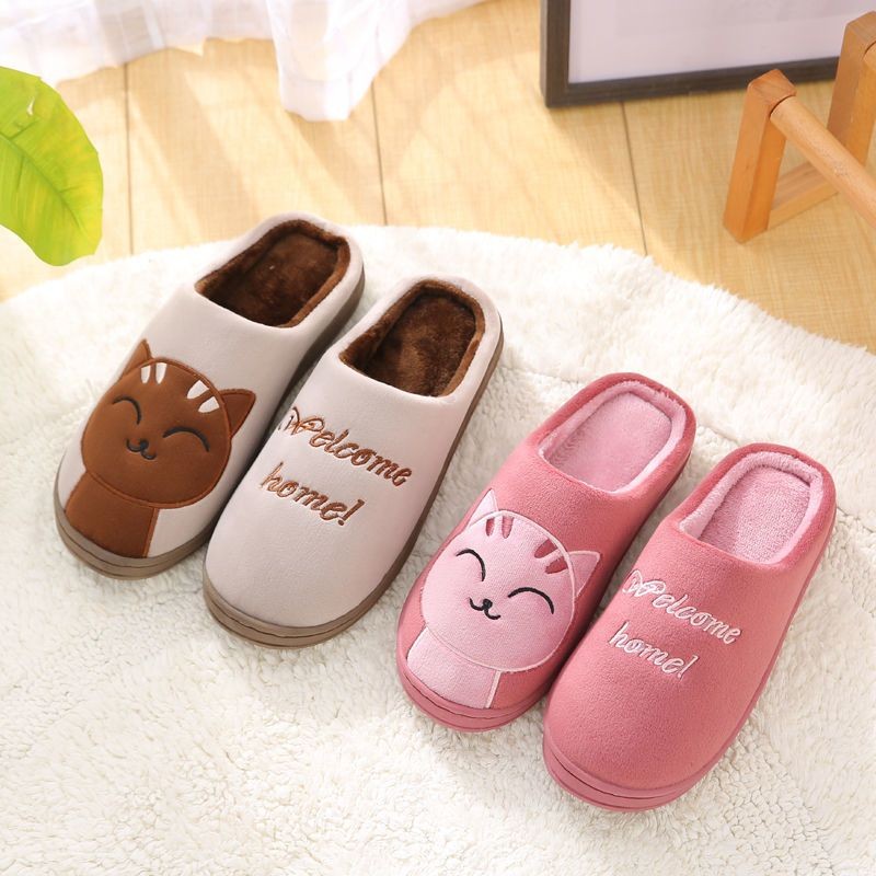 MODEMFASHION รองเท้าใส่ในบ้าน  รองเท้าผ้ากำมะหยี่ (ลายแมว) พื้นยางกันลื่น แนะนำเพิ่ม1ไซส์