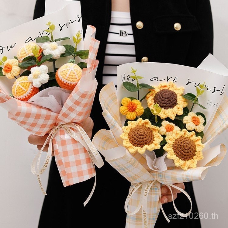 ถักดอกไม้ผลิตภัณฑ์สําเร็จรูปช่อดอกไม้ขนสัตว์ของขวัญถักมือสําหรับแฟนของขวัญวันเกิดสาวจบการศึกษาร้อยวั