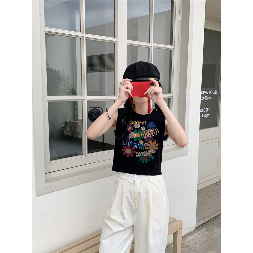 Gakki เสื้อกั๊กพิมพ์ลายกราฟฟิตีสีสันสดใสผู้หญิง เสื้อกล้ามแขนกุดแสนหวานหญิง พร้อมส่ง 1A35-20# ราคา ถูกที่สุด ดีลบีเคเค แกลเลอรีภาพที่ 2