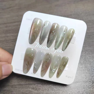 ทําด้วยมือกดบนเล็บ 10 ชิ้นภาพวาดหมึกสไตล์ Cat Eye Design เล็บปลอมพร้อมเจลเยลลี่