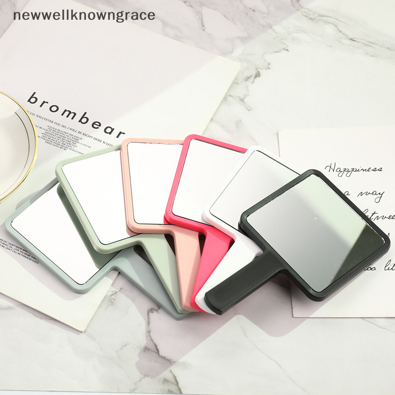 Newwellknowngrace Handle Mirror กระจกแต่งหน้าทรงสี่เหลี่ยม กระจกโต๊ะเครื่องแป้งมือถือ กระจกแต่งหน้า TH