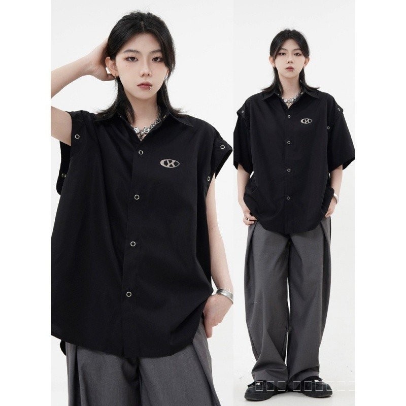 เสื้อเชิ้ตแขนสั้นสไตล์อเมริกันไฮสตรีทที่ถอดออกได้และใส่สบายสำหรับผู้ชายและผู้หญิงทรงหลวมและมีคุณภาพสูงคู่แฟชั่นดีไซน์ดั้งเดิม