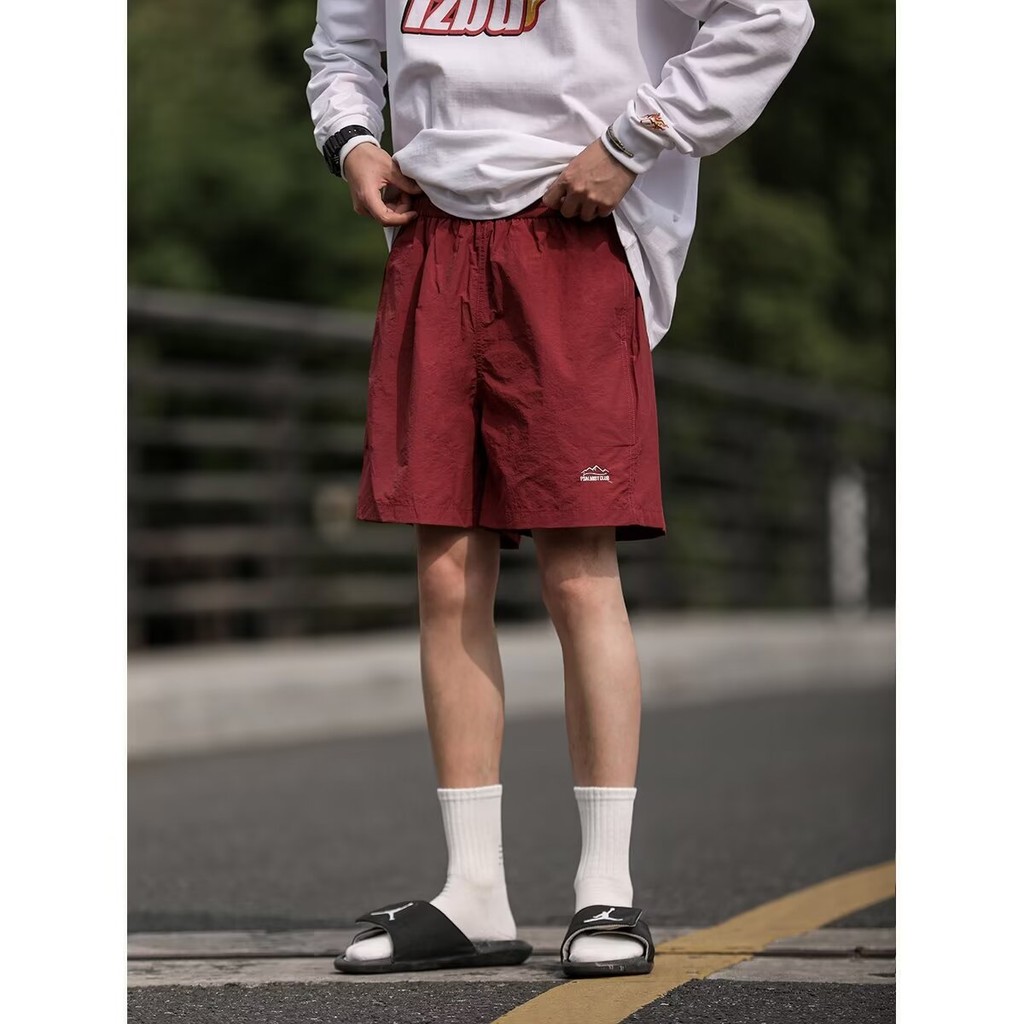 ฤดูร้อนกลางแจ้ง Mountain Series Street Wear ins Quick-Drying หลวมสบายๆชายหาดกางเกงขาสั้นห้าจุดผู้ชาย