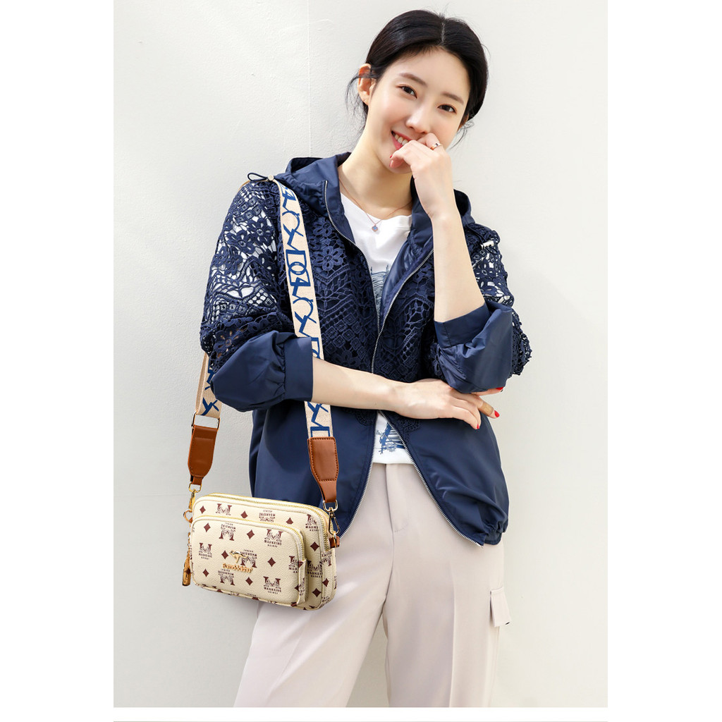 High-end Feeling PU หนัง Messenger กระเป๋า Casual Commuter กระเป๋าสะพายความจุขนาดใหญ่ Retro พิมพ์ไหล่กระเป๋าแฟชั่น All-Match