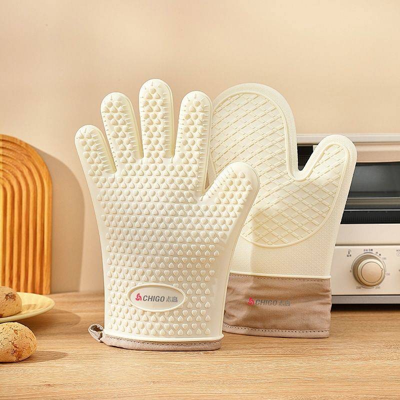 【Ready Stock】 Chigo Heat Insulation Anti-Scald Thickening Gloves Silicone Kitchen Oven Gloves High Temperature Resistant Baking Thermal Insulation Thickening Gloves Pe6t