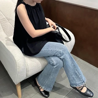 SOPHIA TOP | เสื้อแขนกุด คอเปีย ผ้าลายอัดยับ สวยหรู ดูแพง และใส่สบายมาก