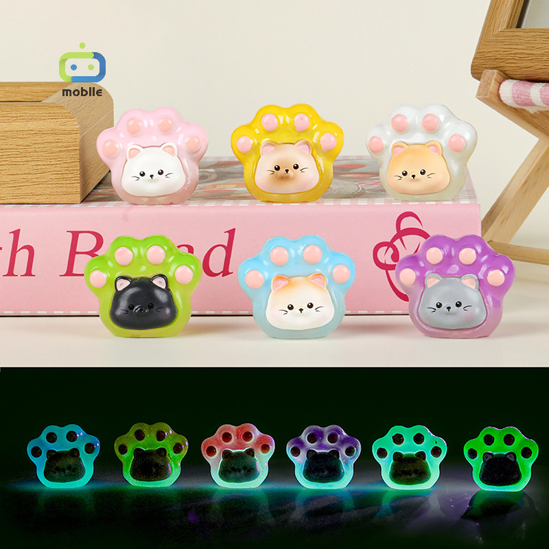 [maygood] Mini Luminous Cat Pawเครื่องประดับการ์ตูนลูกแมวMicro Landscapeตุ๊กตาโมเดลรถภายในบ้านเดสก์ท็อปตกแต่ง {TH}