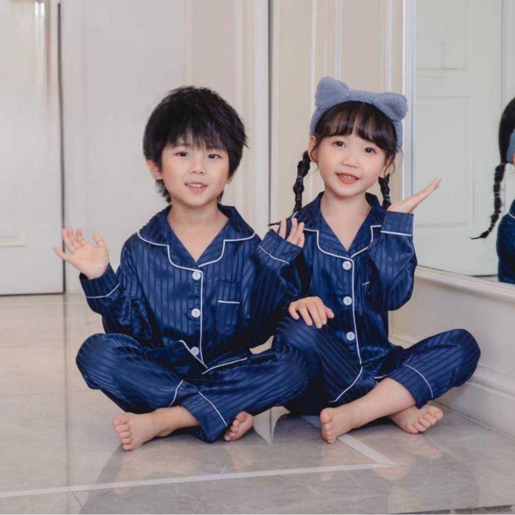 เซทชุดนอนเด็ก ชุดนอนผ้าซาติน สีพื้น แขนยาว ชุดนอนผ้าซาตินเด็กเล็ก เซทชุดนอนพ่อแม่ลูก 95cm-150cmS99