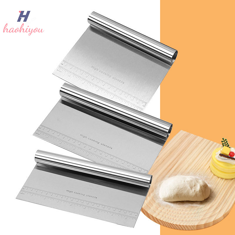 <haohiyou> เครื่องตัดแป้งสแตนเลสพร้อมสเกล, ที่ตัดแป้ง, ที่ขูดอบ 15 20 22 ซม., ด้ามม้วนข้าวก๋วยเตี๋ยว Scraper Nice