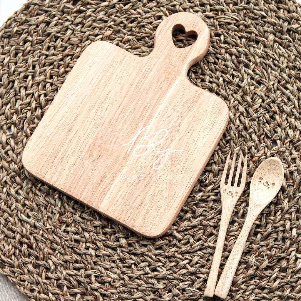 เขียงแข็ง เขียงหัวใจไม่มีหลุม ขนาด 6"x8" (รวมด้ามด้าม 2 นิ้ว) by BG WOOD STUDIOe (ไม่รวมช้อนส้อม)