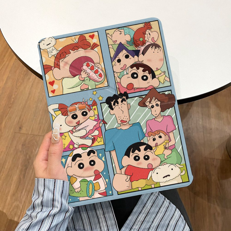 อะคริลิค iPad กรณี Y + Triple พับปากกาสําหรับ iPad Gen7 Gen6 Gen5 10.2 นิ้ว Air6 Air5 Air4 จิ๊กซอว์ปริศนา Crayon Shin Chan Pro11 2022 2024 Gen10 Gen9 Gen8 Anti Drop iPad Cover