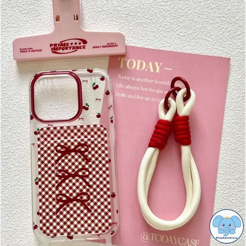 โบว์หวานเชอร์รี่ เข้ากันได้เคสไอโฟน 16 13 11 15 12 14 XR Pro Max X XS Max 7 8 16 Plus SE 2020 เชือกกระเป๋าสตางค์บัตร เคส