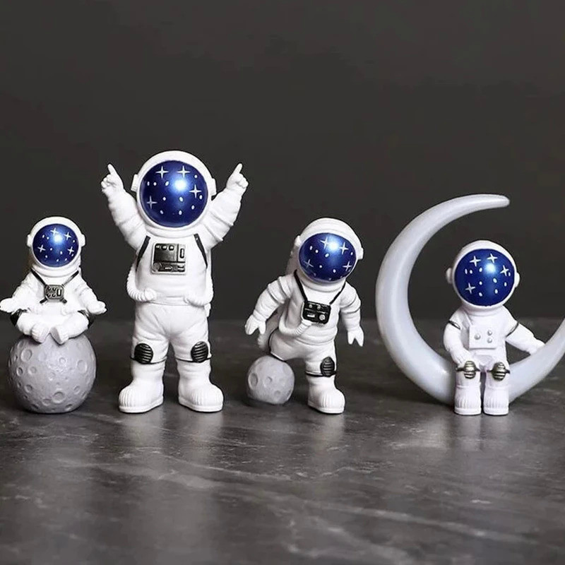 Astronaut Figure Statue Figurine Spaceman Sculpture Educational Toy Desktop Home Decoration Astronau