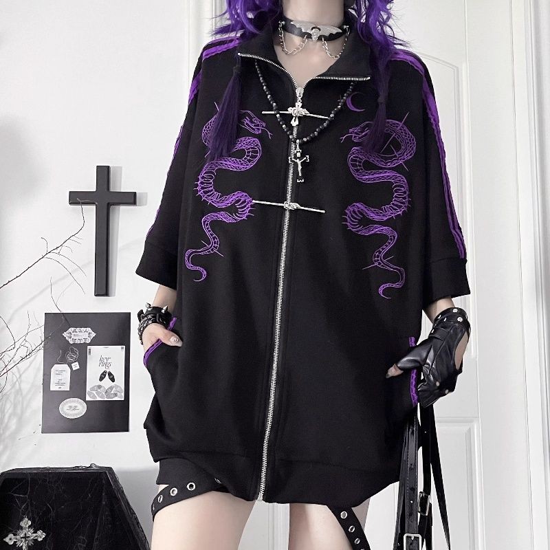 จัดส่งในวันเดียวกัน * Snake Scale Lunar Eclipse * Snake Print Short-Sleeved National Trend Zipper Sw