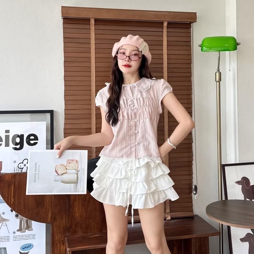KN.Clothes เสื้อคอบัวแต่งลูกไม้ แขนกลีบบัว สม็อคหน้าอก รูปที่ 8