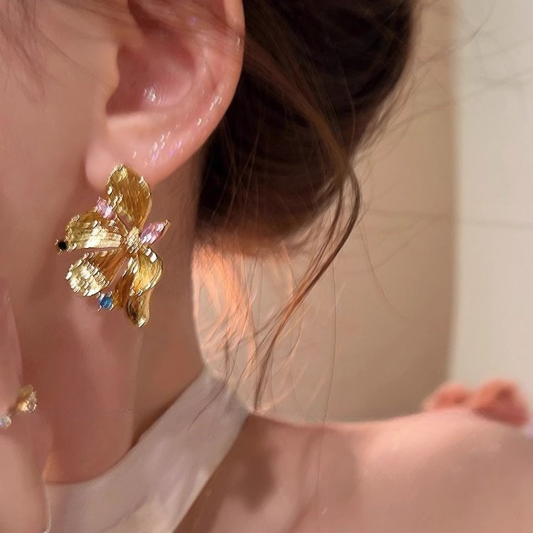 SSSEXY ✨ ต่างหูจี้ดอกไม้สีทองแฟชั่น ✨ หลายสไตล์ อัพเดทใหม่ตลอด ใส่ได้ทุกโอกาส B007 - รูปที่ 2