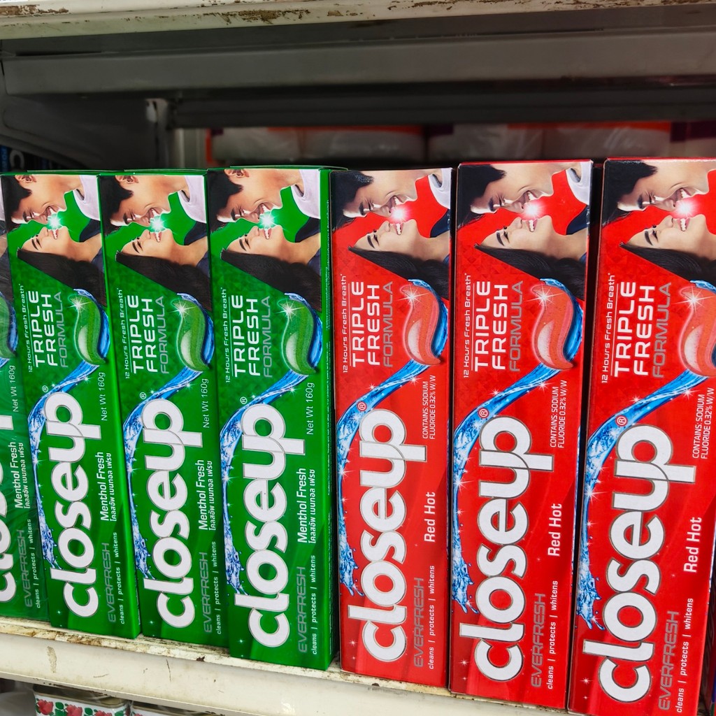 [2หลอด] ยาสีฟัน โคลสอัพ 160กรัม CLOSEUP TRIPLE FRESH Toothpaste 160g. x 2pcs
