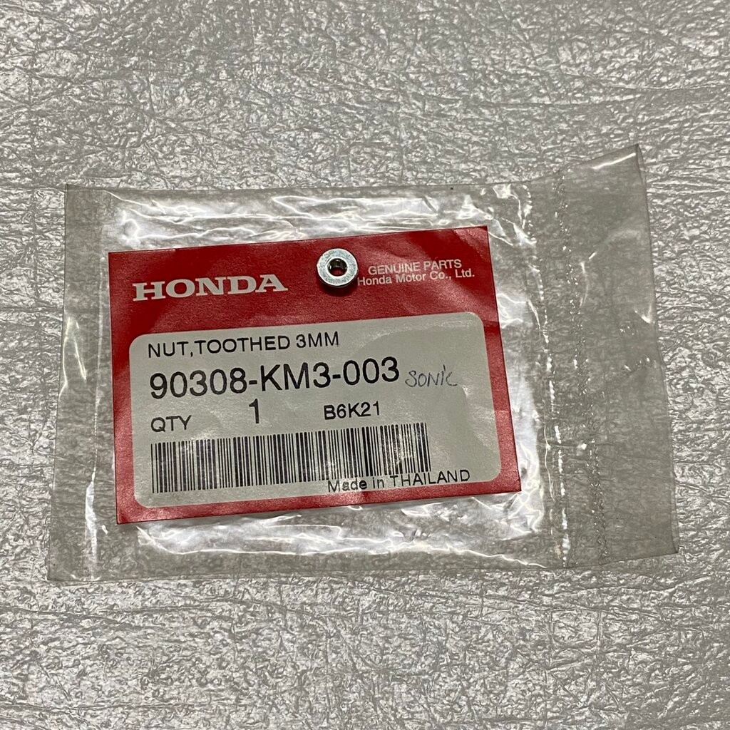 90308-KM3-003 น็อตยึดเฟือง SONIC(2004),CBR150R (2004) HONDA