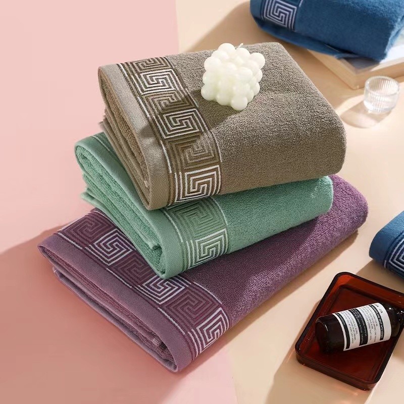 ผ้าเช็ดตัว ขนาดใหญ่ เนื้อผ้าหนาอย่างดี cotton100%(70*140cm)