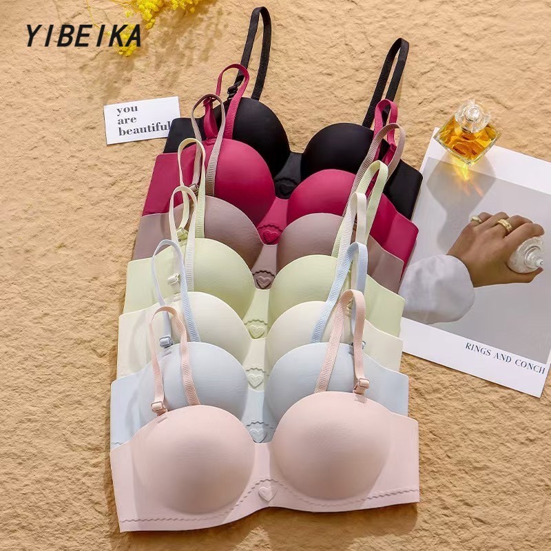ชุดชั้นในสตรีแบบ Push-up Bra ไม่มีแหวนเหล็ก สไตล์ Strapless เหมาะสำหรับคนที่มีหน้าอกเล็ก