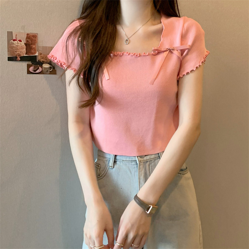 DoDo⭐️พร้อมส่ง⭐️เสื้อไหมพรมแขนสั้น คอสี่เหลี่ยม ผูกโบว์สีพื้นแต่งขอบหยัก(09005)