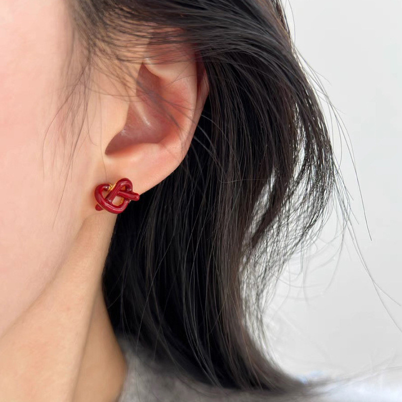 Retro Red น้ําเค็ม Knot Love Heart ต่างหูหญิง Elegant ต่างหู